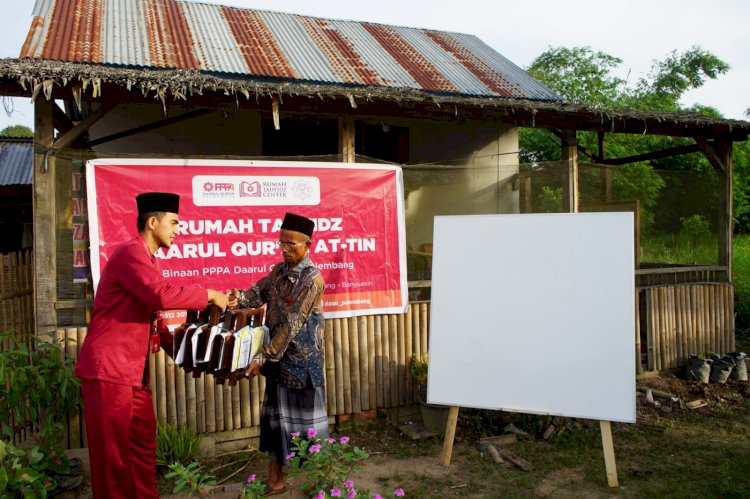 Distribusi Sarana Prasarana untuk Rumah Tahfidz di Muara Padang