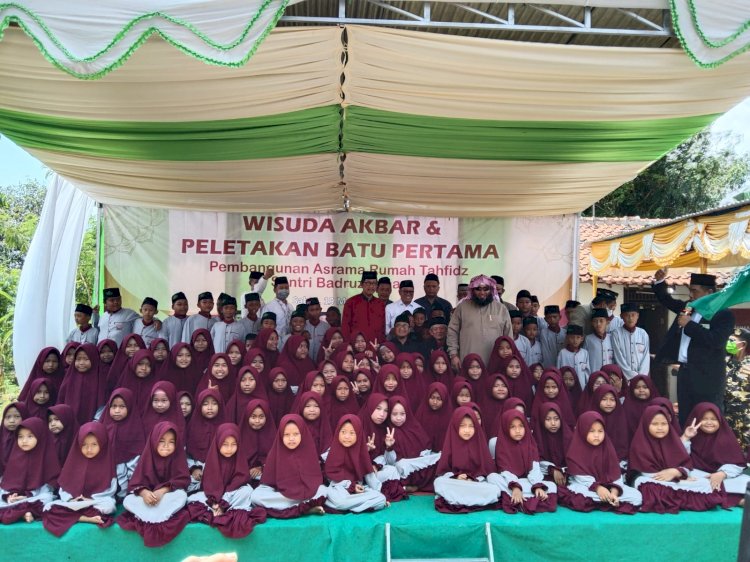 Wisuda Tahfidz dan Peletakan Batu Pertama Asrama Rumah Tahfidz Badruzzaman Brebes