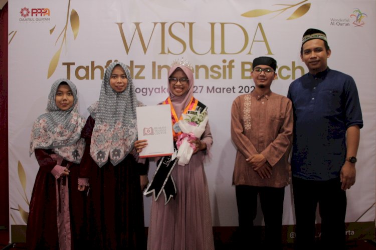 Wisuda Santri Program Tahfidz Intensif Batch 2 PPPA Daarul Qur’an Yogyakarta