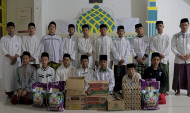 Lakiket Coffee dan PPPA Daarul Qur'an Cirebon Salurkan Sedekah Makan Santri