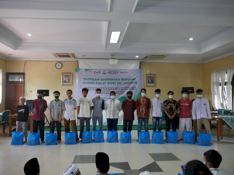 FOZ DKI Bagikan 100 Paket Bingkisan Lebaran kepada Panti Sosial Anak Jalanan