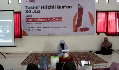 Momen Haru Putri Selesaikan Hafalan Qur'an 30 Juz