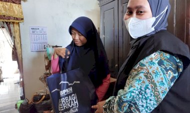 PPPA Daarul Qur'an Surabaya Salurkan Paket Alat Sholat dari BPKH