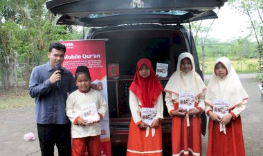 Mobile Qur'an Berbagi Kebahagiaan Bersama Anak-anak Desa Tegal Siwalan