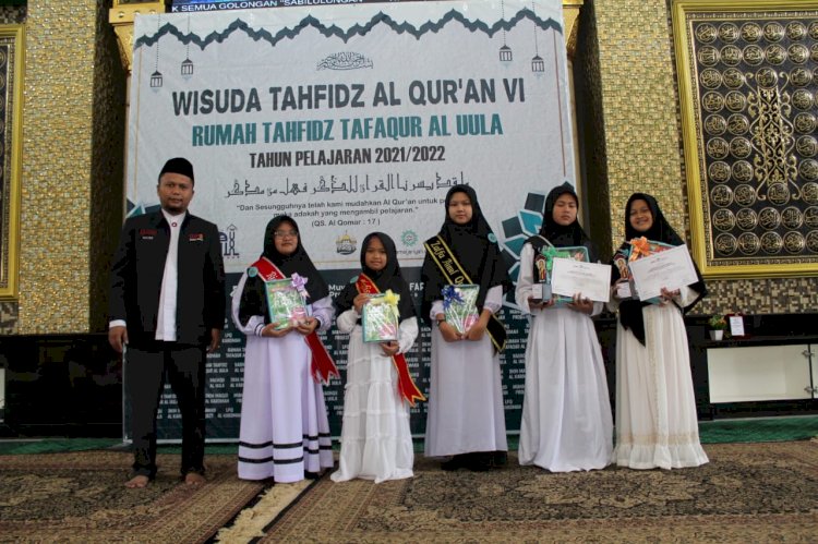 Wisuda Rumah Tahfidz Tafaqur Al-Uula Bandung