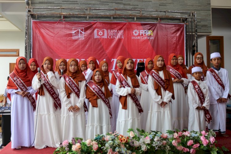 23 Santri Rumah Tahfidz Daarul Qur'an Ar-Rafi Ikuti Wisuda Tahfidz