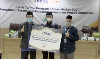 BPKH RI Bersama Laznas PPPA Daarul Qur'an Salurkan Bantuan Sarpas Digitalisasi MUI