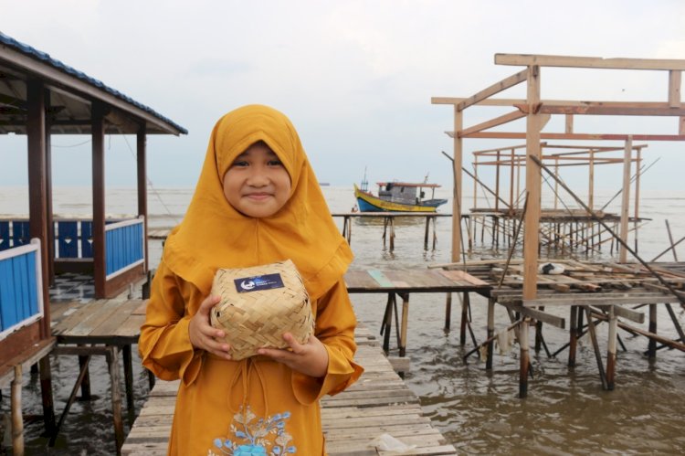 PPPA Daarul Qur'an Cirebon Bersama BPKH Distribusikan 10 Ekor Kambing di Pesisir Cirebon