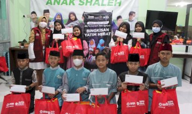 Bingkisan Yatim Hebat Beri Kebahagiaan Santri Yatim Penghafal Qur’an di Rumah Tahfid Anak Shaleh