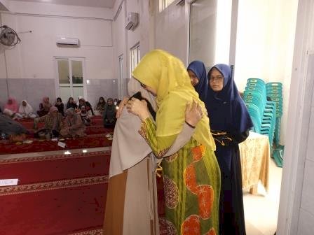 8 Santri Rumah Tahfizh Aufa Mujahidah Medan Johor Khatam 30 Juz Al-Qur'an