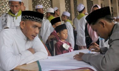 MasyaAllah! 55 Santri Tunanetra Ikut Ujian Tahfizh Wisuda Akbar 10