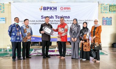 PPPA Daarul Qur'an Melakukan Serah Terima Mobil Ambulans wilayah Banten Program Kemaslahatan BPKH 2022