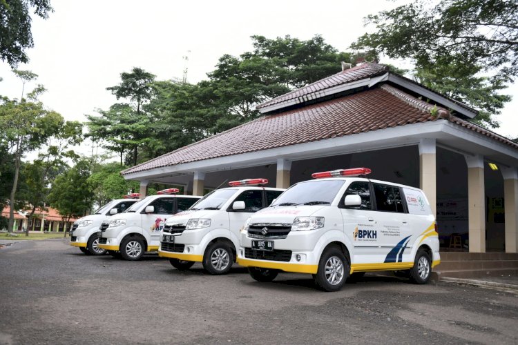 PPPA Daarul Qur'an Melakukan Serah Terima Mobil Ambulans wilayah Banten Program Kemaslahatan BPKH 2022