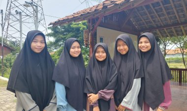 6 Santri Pesantren Tahfizh Daarul Qur'an Takhassus Tegal Selesaikan Hafalan 30 Juz