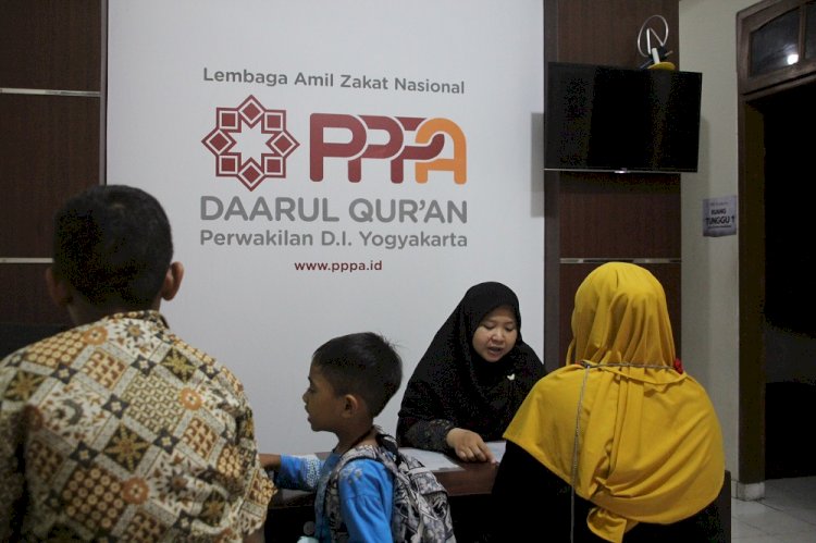 Pembagian Raport Triwulan Kelas Tahsin-Tahfizh for Kids Grha Tahfizh Daarul Qur'an Yogyakarta