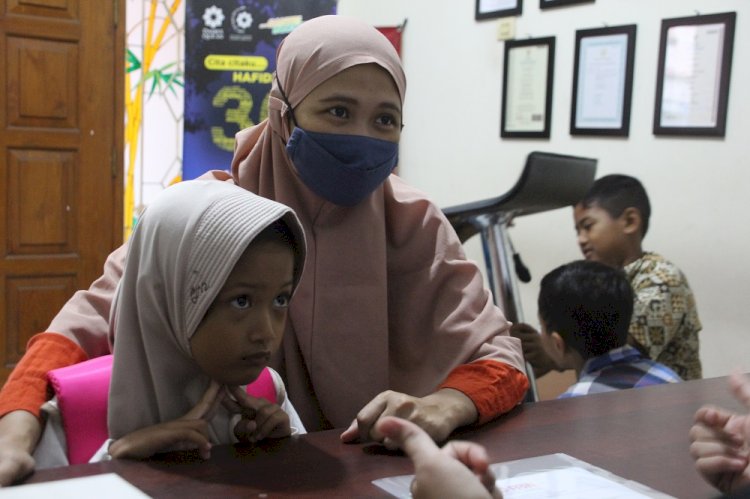 Pembagian Raport Triwulan Kelas Tahsin-Tahfizh for Kids Grha Tahfizh Daarul Qur'an Yogyakarta