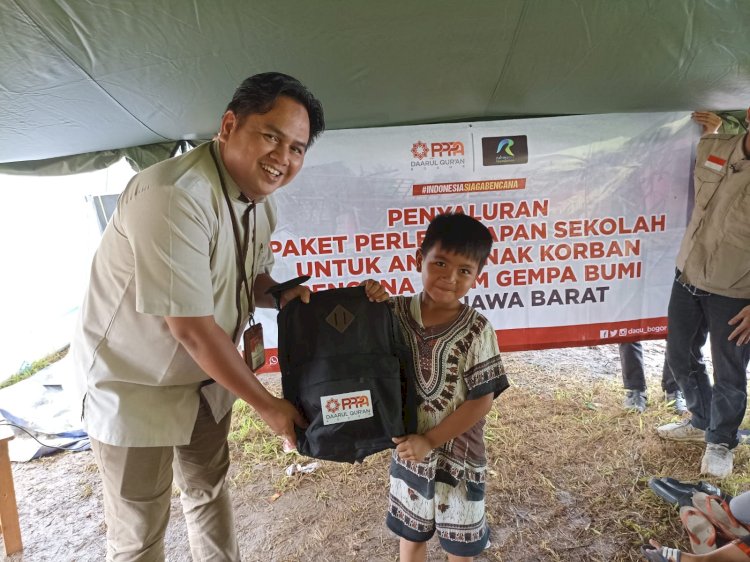 PPPA Daarul Quran Bogor Salurkan Bantuan Perlengkapan Sekolah untuk Korban Gempa Bumi Cianjur