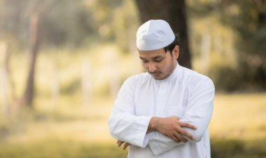 Doa Iftitah Lengkap Berbagai Versi