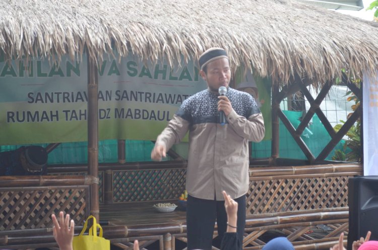 Aksi Mobile Qur'an Hibur Santri Rumah Tahfizh Mabdaul Islam Cilegon