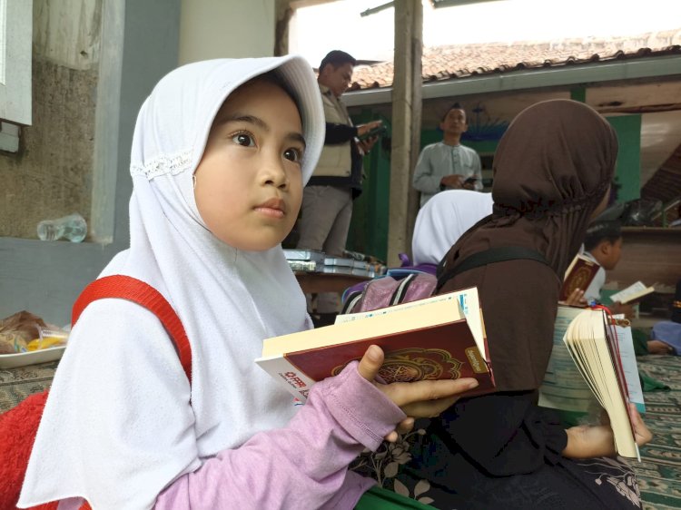 PPPA Daarul Quran Bogor Salurkan Wakaf Al-Qur'an ke Pelosok Cianjur