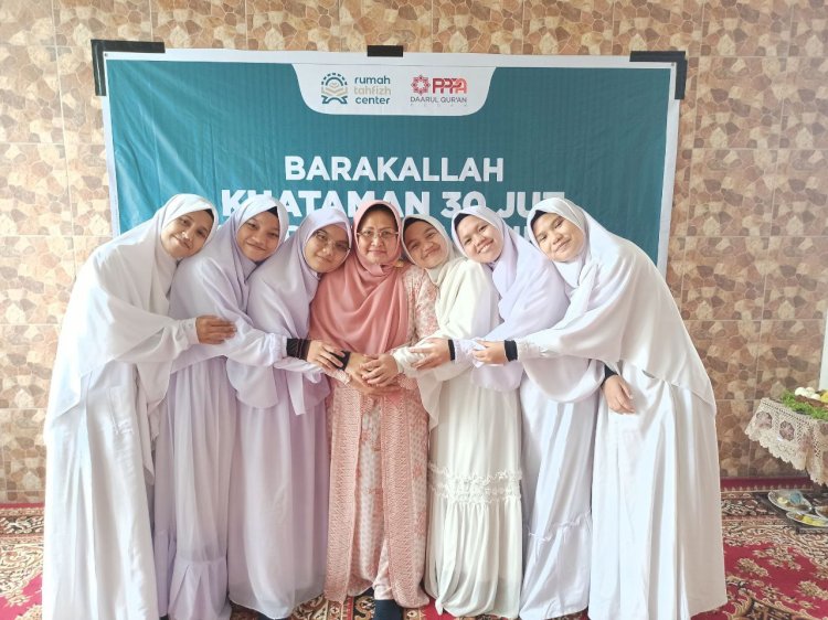 6 Santri Rumah Tahfizh Umi Daqu Glugur Rimbun Sumut Selesai Hafalan Qur'an 30 Juz