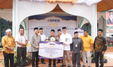 BPKH dan Laznas PPPA Daarul Qur'an Salurkan 5 Mobil Jenazah 