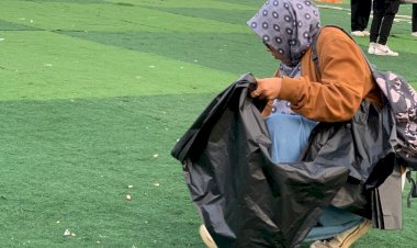 Semangat Panitia Tarhib Ramadan Berihkan Area Kegiatan