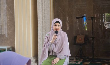 Roadshow Kajian Parenting Bersama Bunda Astri Ivo di Masjid Baitul Muttaqien Serang