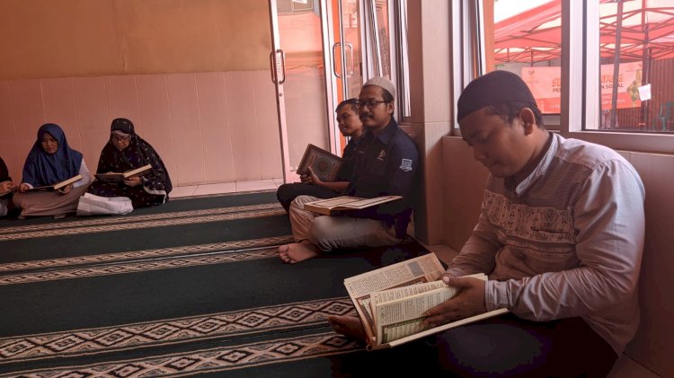 Belajar Membaca dan Memaknai Surat An-Naas