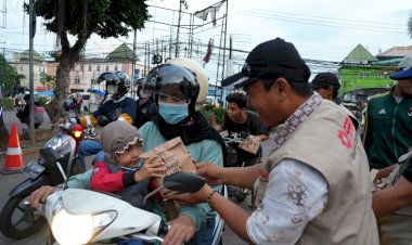 Targetkan Ribuan Penerima Manfaat, Laznas PPPA Daarul Qur’an Mulai Salurkan Paket Takjil Amanah Donatur