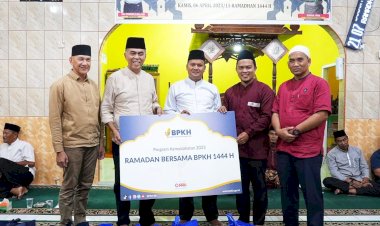 BPKH dan PPPA Daarul Qur'an Berbagi 200 Paket Sembako dan 100 Al-Qur'an di Natuna