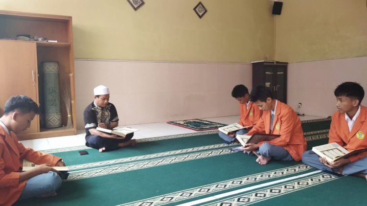 Tahsin Qiroah: Hukum Bacaan yang Terkandung dalam Surah Al-Lahab