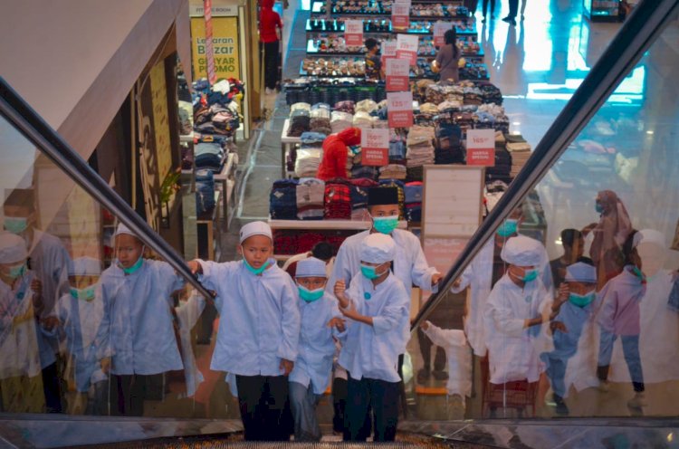 Keceriaan Anak-anak Yatim Warnai Buka Puasa Bersama di Citimall Cilegon