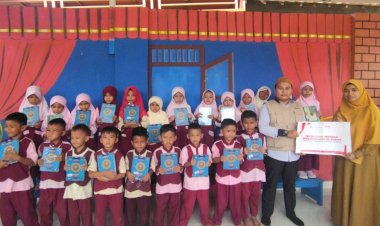 PPPA Daarul Qur’an Lampung Salurkan Al-Qur’an ke RA Al-Fatah