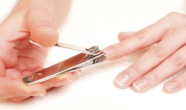 Serba-serbi Potong Kuku Menurut Islam