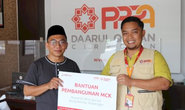 Penyaluran Bantuan Pembangunan MCK