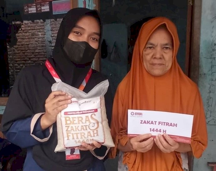 PPPA Daarul Qur’an Semarang Distribusikan Zakat Fitrah