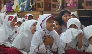 Gelak Tawa dan Teriakan Semangat Siswa SDN Malabar saat Aksi Mobile Quran
