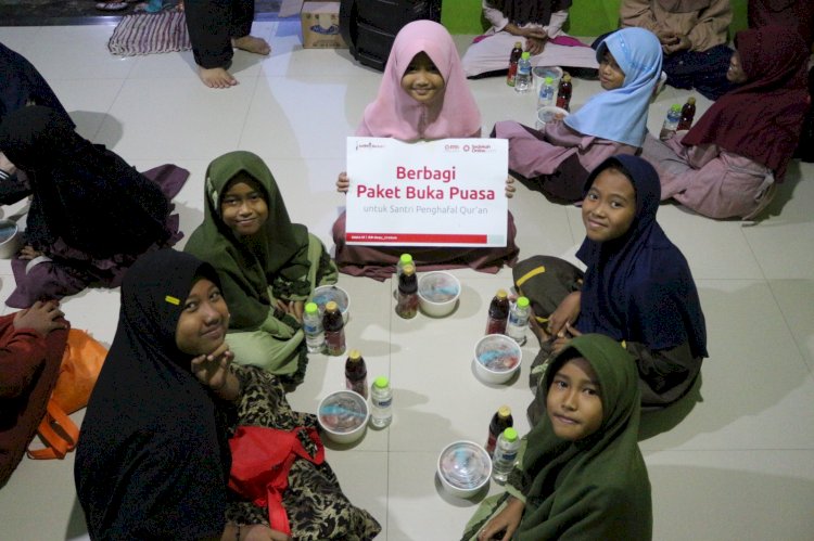 Berbagi Buka Puasa, Iringi Kebahagiaan Santri Rumah Tahfizh Al Haadi