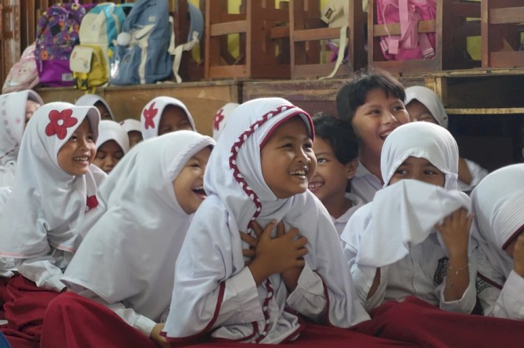 Gelak Tawa dan Teriakan Semangat Siswa SDN Malabar saat Aksi Mobile Quran