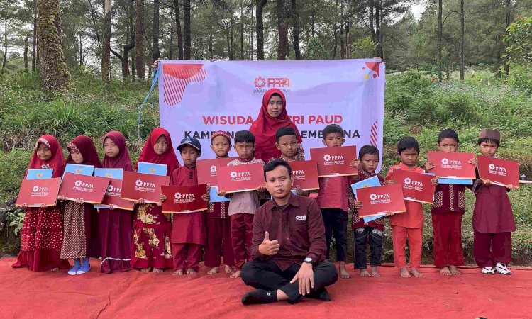 Euforia Wisuda Santri PAUD Kampung Qur'an Lembanna