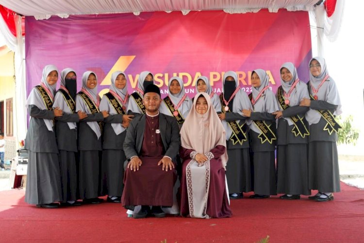 Gelaran Wisuda Purna Pesantren Takhassus Putri Medan Angkatan Pertama