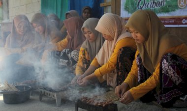 Safari Qurban, Momen Bahagia Nyate Bareng Ala Santri