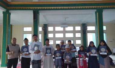 PPPA Daarul Qur’an Berbagi Al-Qur’an di Masjid Mitra