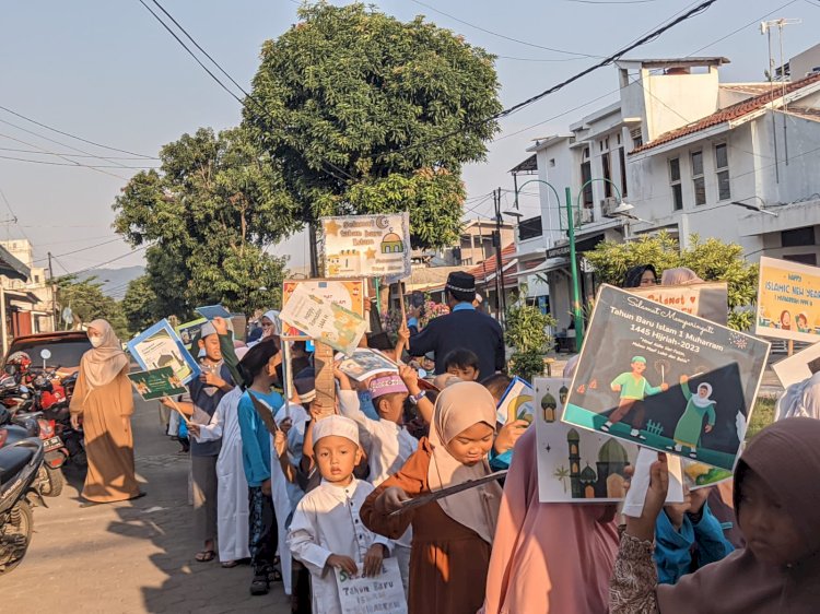 Peringati Tahun Baru Islam 1445 H, Rumah Tahfizh AQU dan PPPA Daarul Qur'an Banten Gelar Pawai