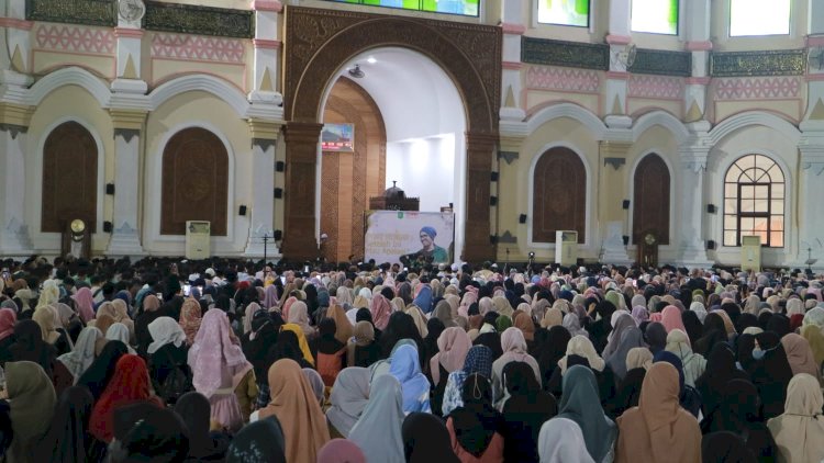 PPPA Daarul Qur'an Banten Bersama AKMI UNTIRTA Hadirkan Ustadz Hanan Attaki