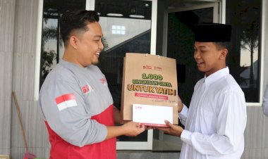 Lebaran Yatim di Pesantren Takhassus Brebes