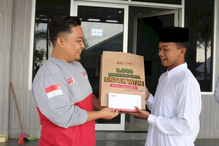 Lebaran Yatim di Pesantren Takhassus Brebes