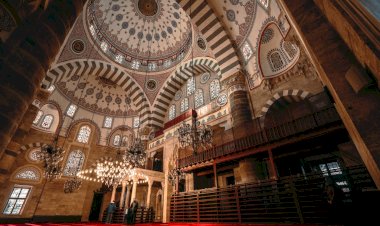 Kisah Abu Hurairah: Menyedekahkan Semua Gajinya