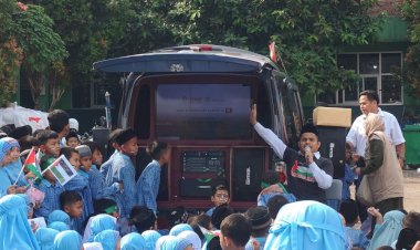 Senangnya Siswa SDN Karadenan Didatangi Kak Toyib dan Mobile Quran